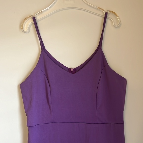 Lyaner Ruffle Split Hem Dress - Picture 2 of 6